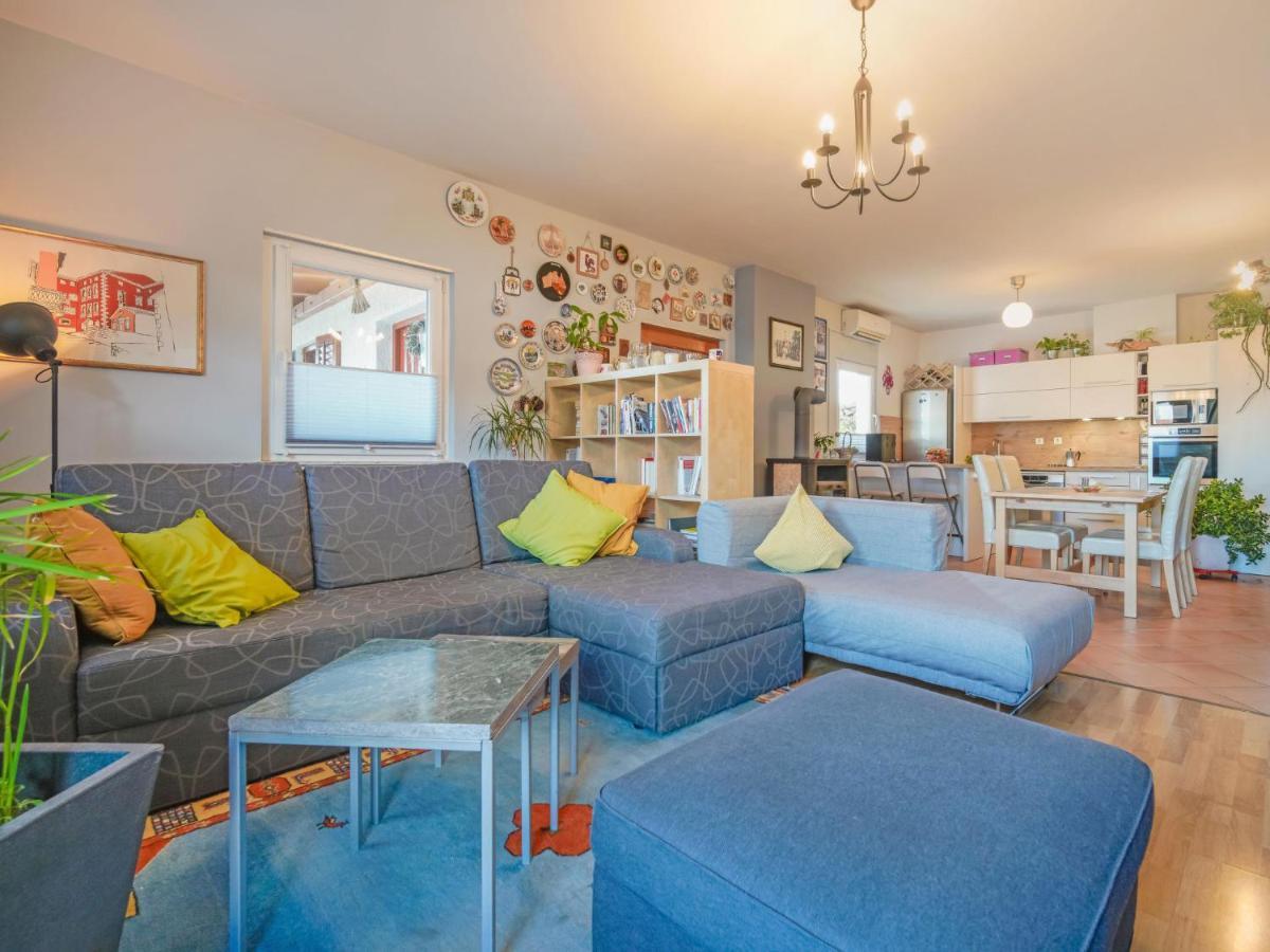 לובראן Holiday Home Villa More By Interhome מראה חיצוני תמונה